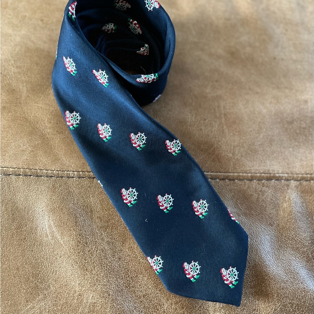 Cape Cod Neckwear Santa Tie